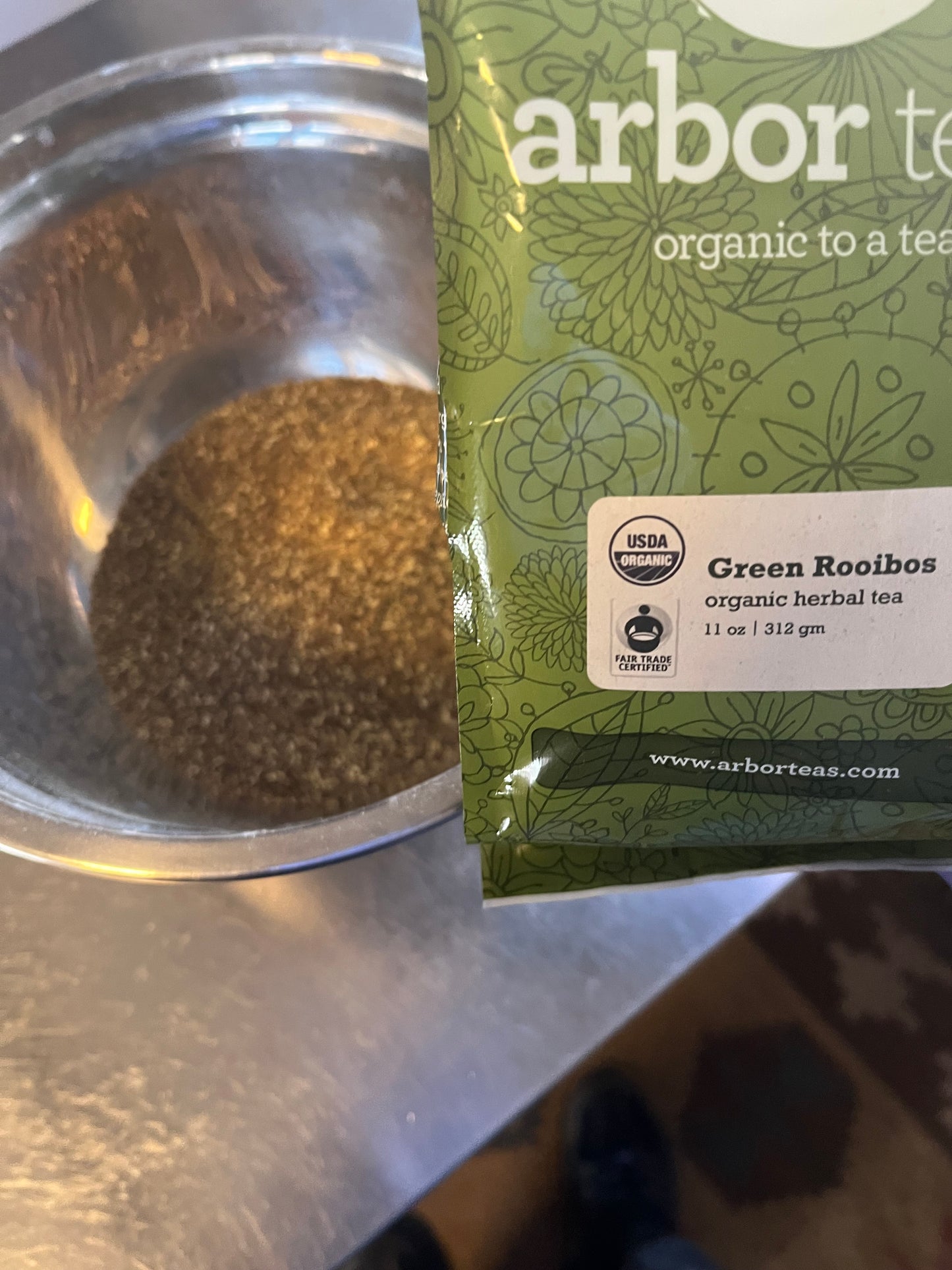 Slumber Brew – Chamomile & Lemon Balm Sleep Tea for Stress and Rest