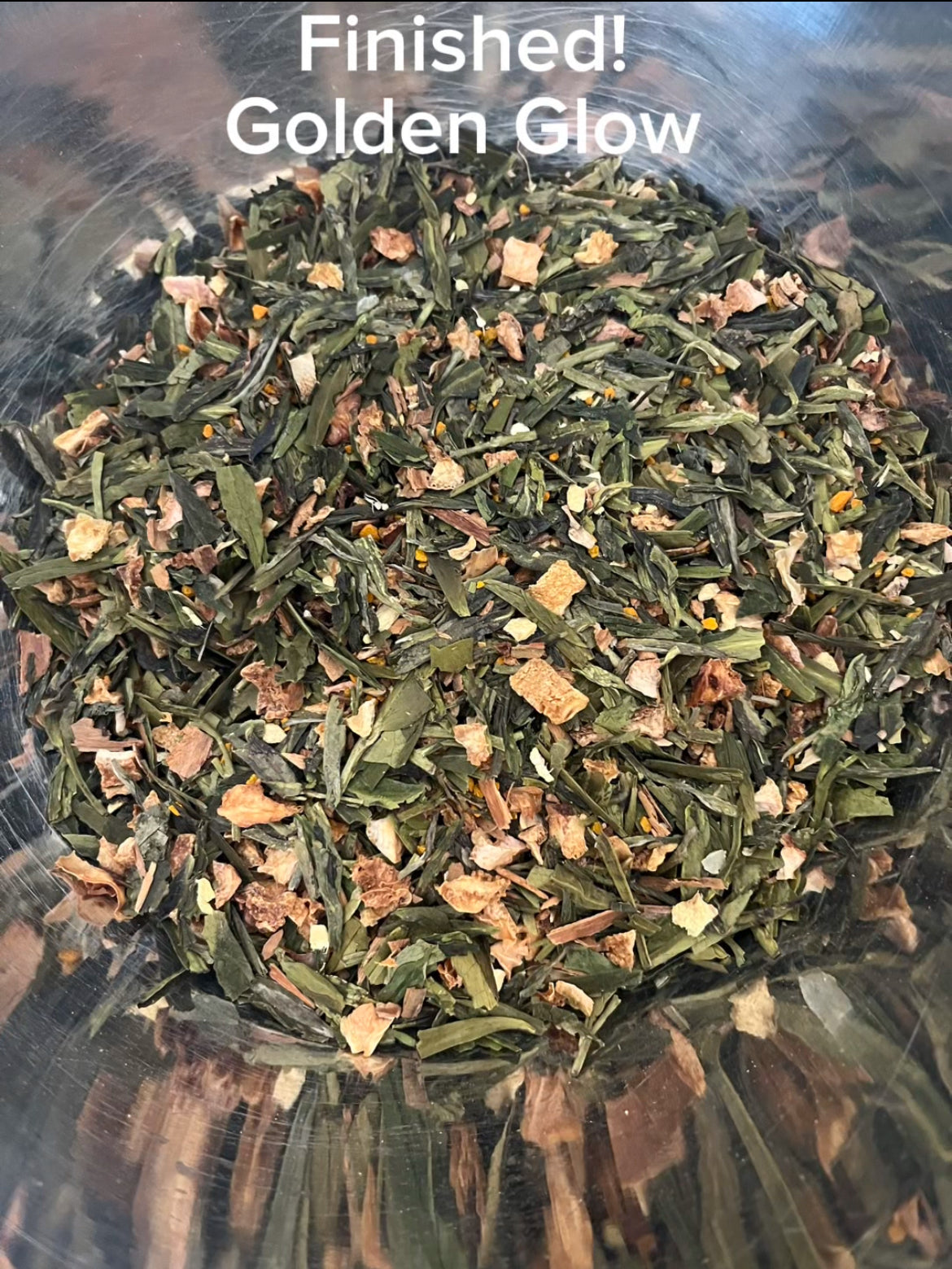 Golden Glow – Turmeric and Ginger Anti-Inflammatory Wellness Tea